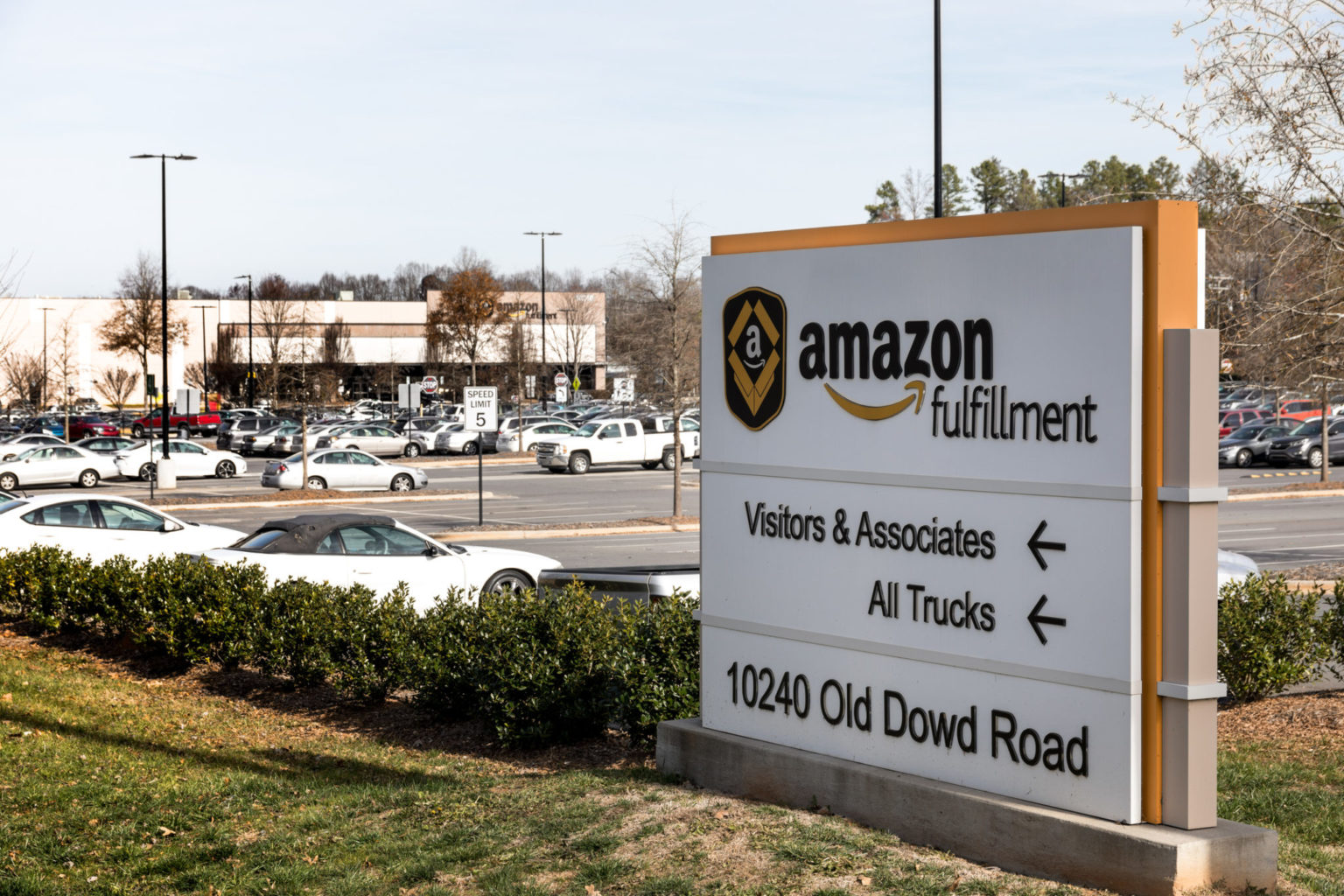 Amazon keeps quiet on Washington proposal to hike workers' comp