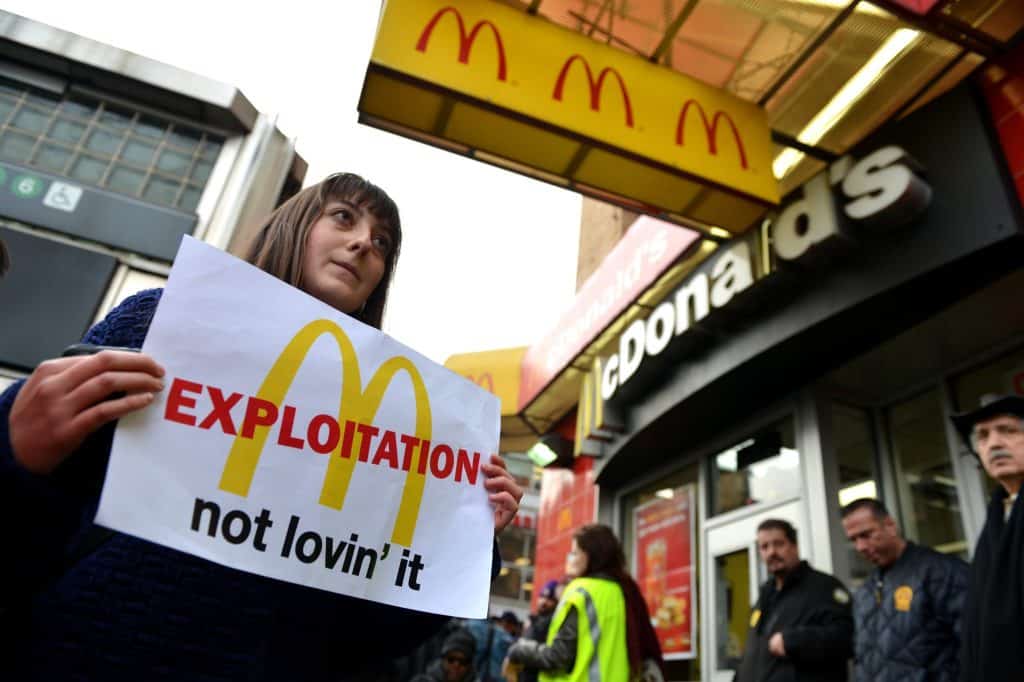 us economy wages protest at mcdonalds